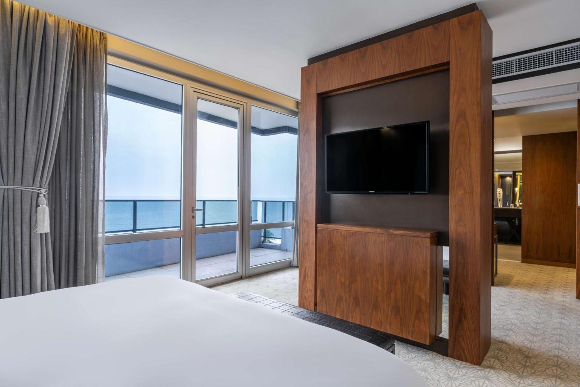 Radisson Blu Okoume Palace Hotel, Libreville Zewnętrze zdjęcie