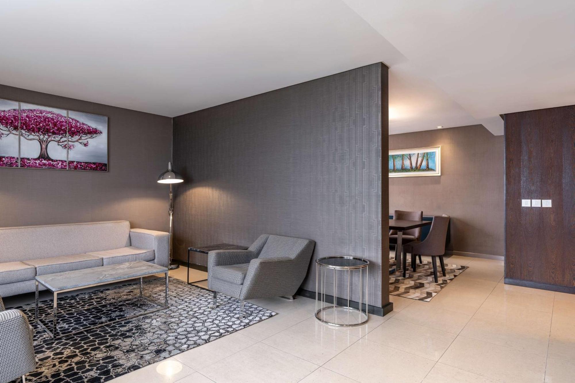 Radisson Blu Okoume Palace Hotel, Libreville Zewnętrze zdjęcie