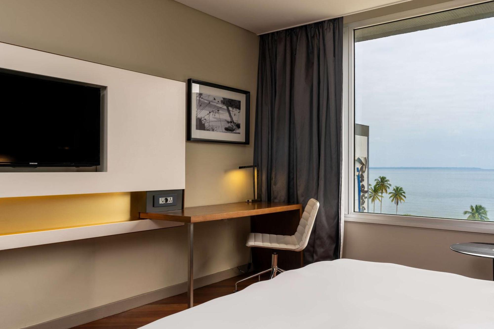 Radisson Blu Okoume Palace Hotel, Libreville Zewnętrze zdjęcie