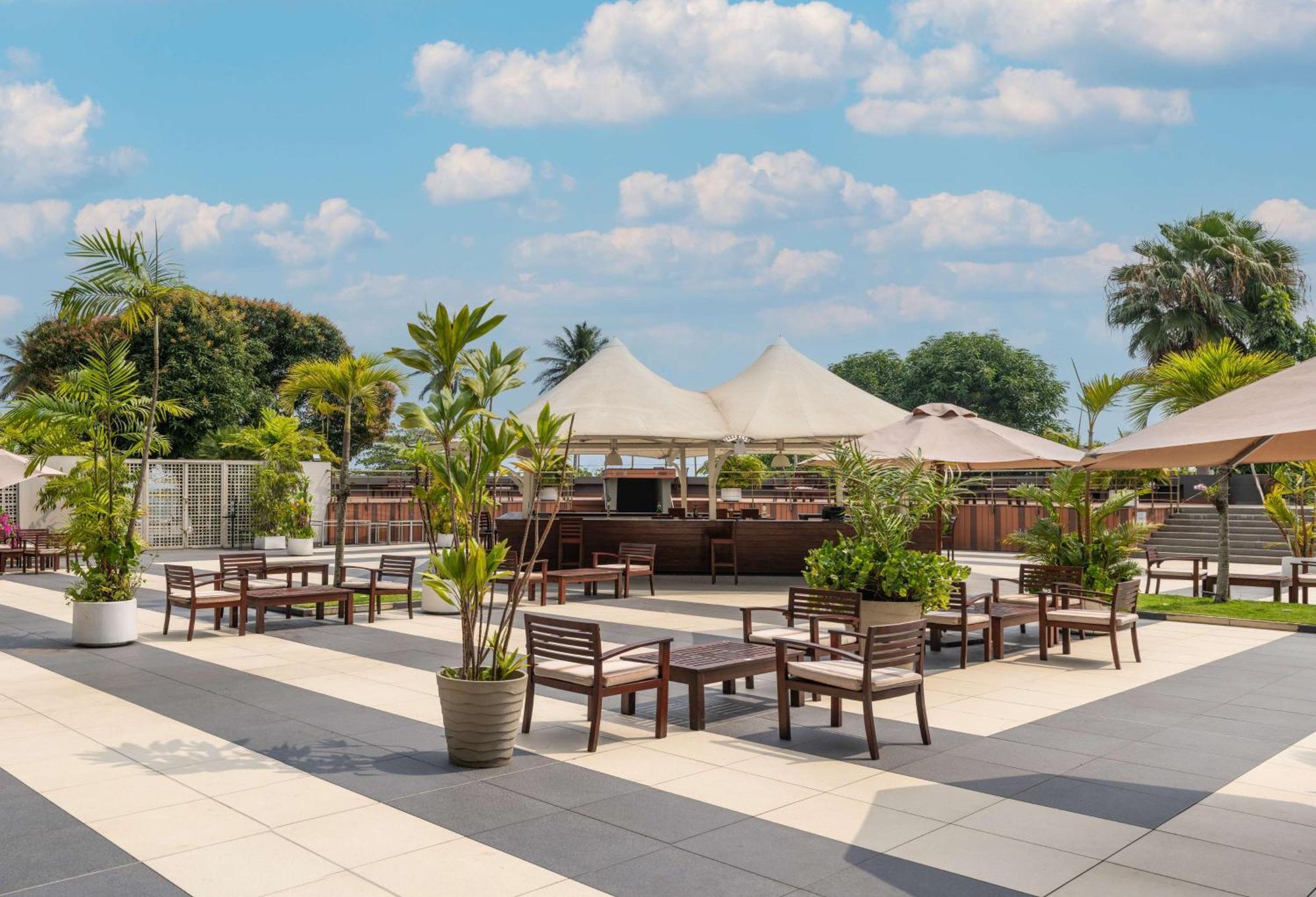 Radisson Blu Okoume Palace Hotel, Libreville Zewnętrze zdjęcie