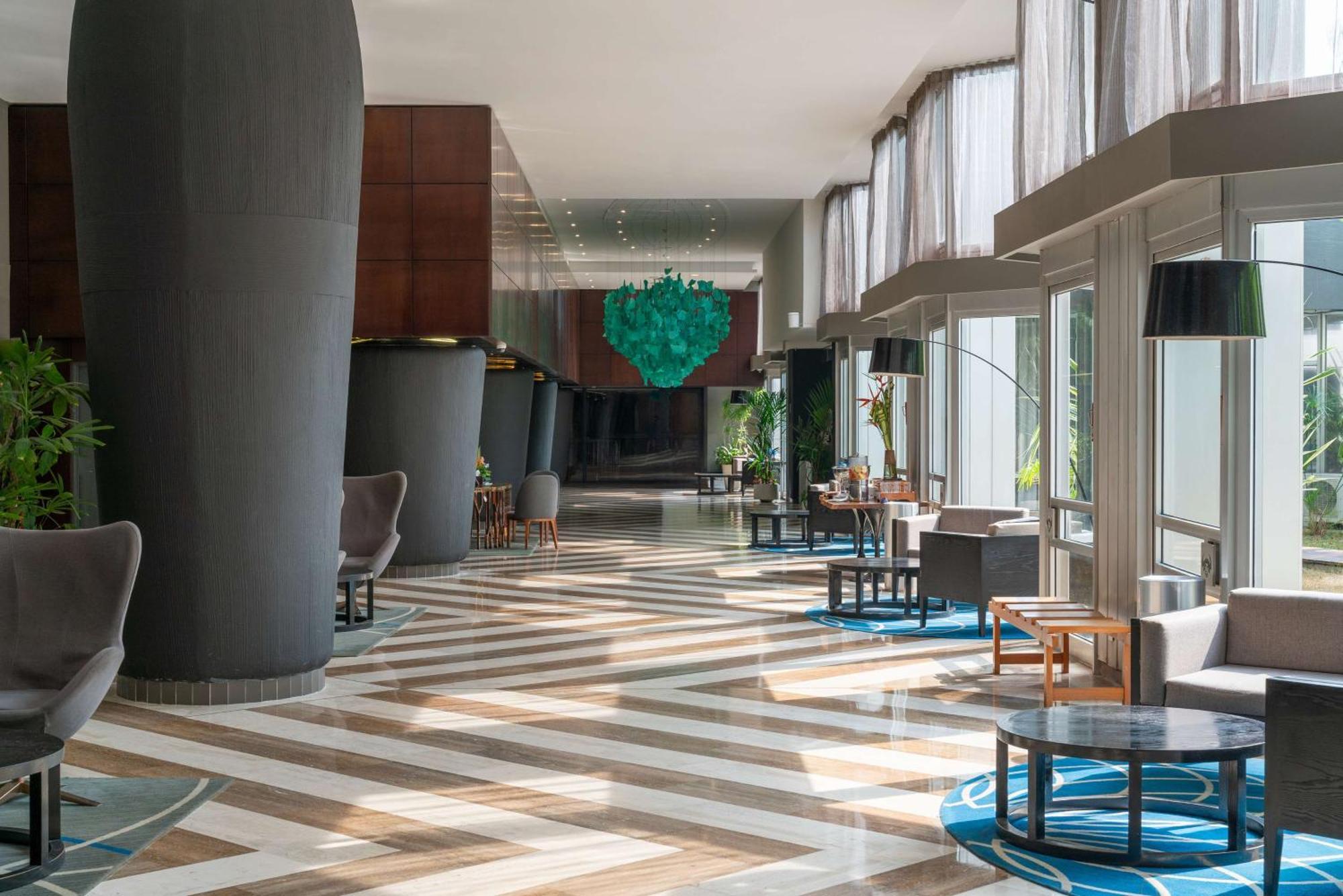 Radisson Blu Okoume Palace Hotel, Libreville Zewnętrze zdjęcie