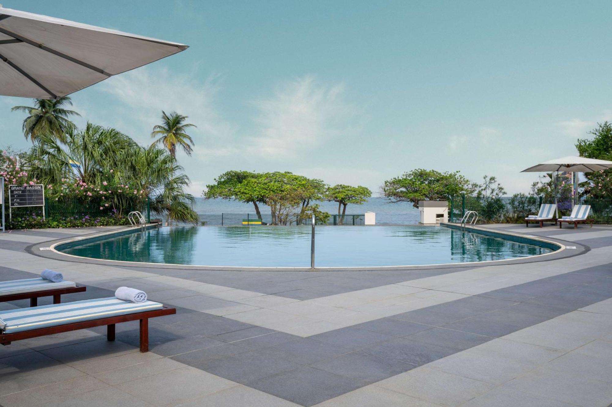 Radisson Blu Okoume Palace Hotel, Libreville Zewnętrze zdjęcie